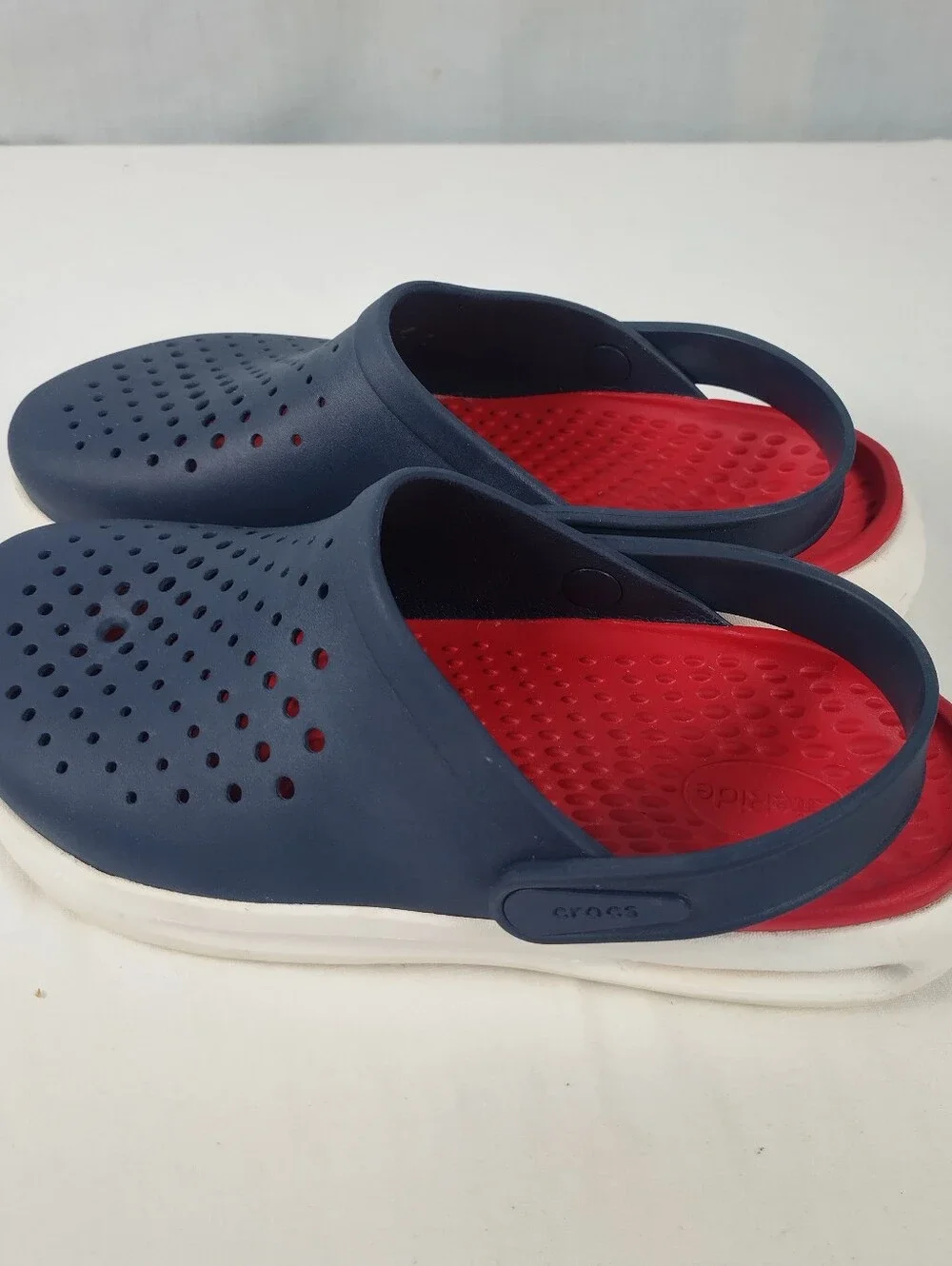 Crocs LITERIDE Men's 8/Women 10 360 Clogs Unisex Navy US Red Blue Slide On